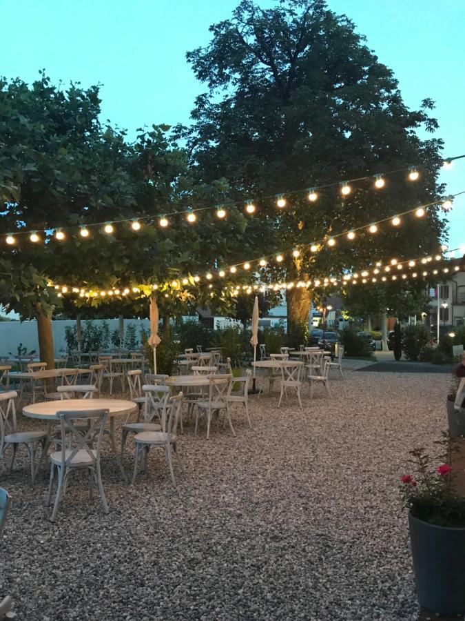 L'Auberge De Mezieres Экстерьер фото